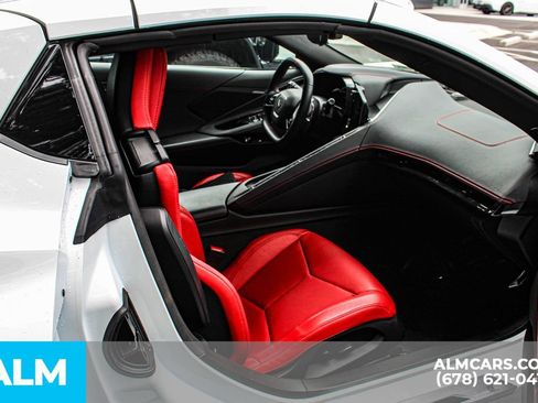 Used 2024 Chevrolet Corvette Stingray Convertible w/ 1LT RWD image 17