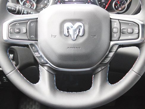 New 2026 RAM 1500 Big Horn AWD/4WD image 19
