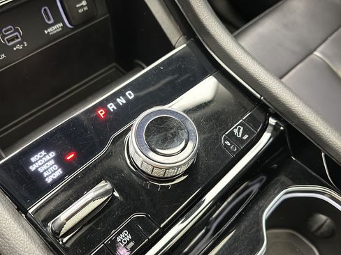 Used 2023 Jeep Grand Cherokee 4WD 4xe image 24