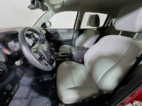 Certified 2022 Toyota Tacoma SR image 19