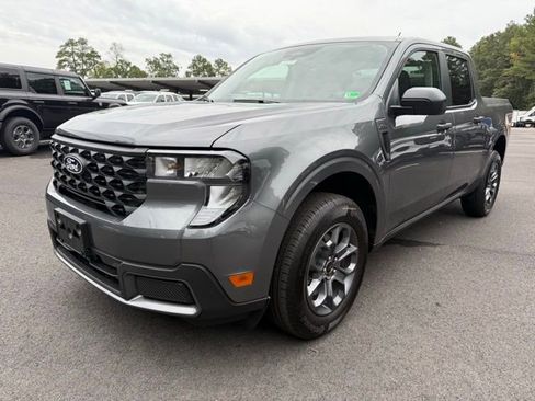 New 2025 Ford Maverick XLT image 1