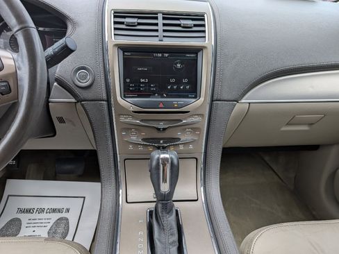 Used 2012 Lincoln MKX PREMIUM image 12