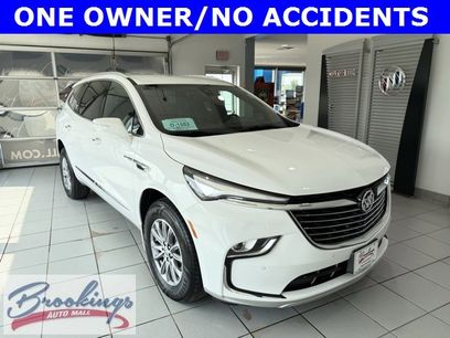 Used 2023 Buick Enclave Essence w/ Trailering Package, 5000 lbs.