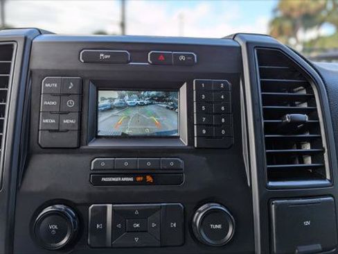 Used 2018 Ford F150 XL w/ Trailer Tow Package w/101A AWD/4WD image 31