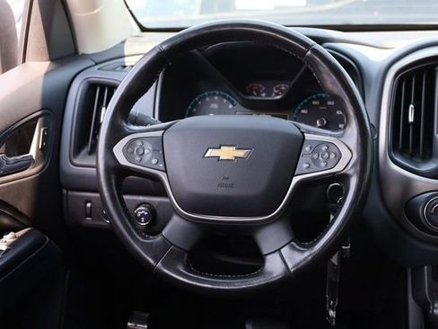 Used 2019 Chevrolet Colorado Z71 w/ Z71 Midnight Edition AWD/4WD image 22