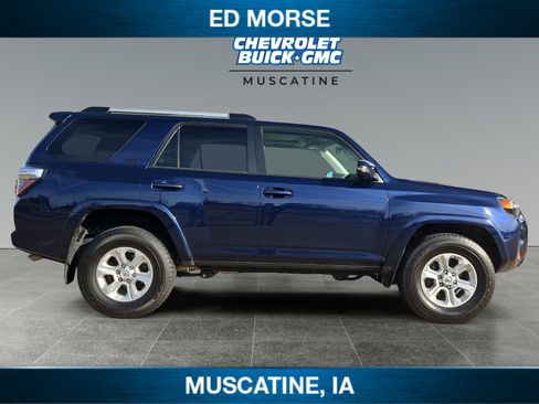 Used 2021 Toyota 4Runner SR5 Premium w/ Moonroof Package image 6
