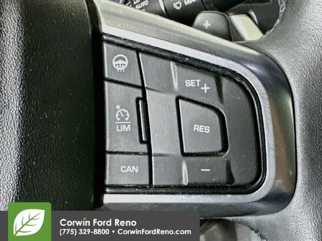 Used 2019 Land Rover Discovery Sport HSE AWD/4WD image 19