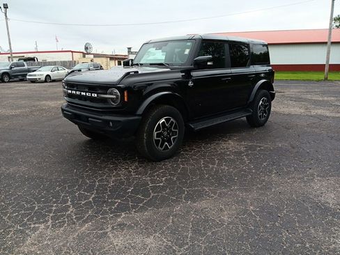 Used 2025 Ford Bronco Outer Banks AWD/4WD image 6