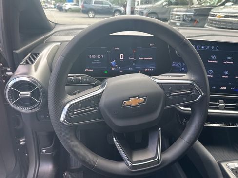 New 2026 Chevrolet Equinox EV LT image 7