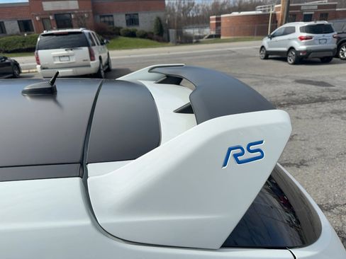 Used 2017 Ford Focus RS image 11