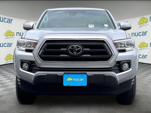 Used 2023 Toyota Tacoma SR5 AWD/4WD image 2