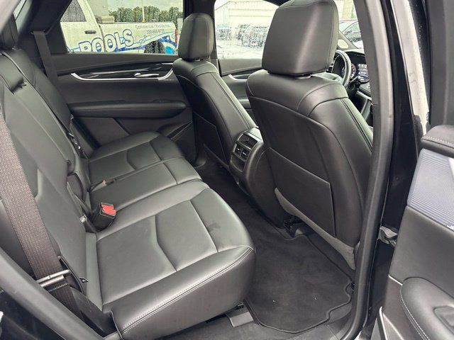 Used 2023 Cadillac XT5 Premium Luxury w/ Technology Package AWD/4WD image 23