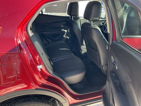 Used 2022 Buick Encore Preferred w/ Safety Package image 30