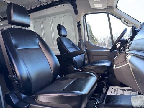 Used 2024 Ford Transit 150 Medium Roof image 30