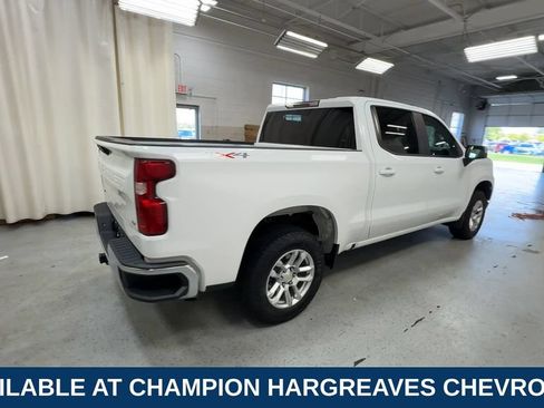 Used 2023 Chevrolet Silverado 1500 LT AWD/4WD image 10