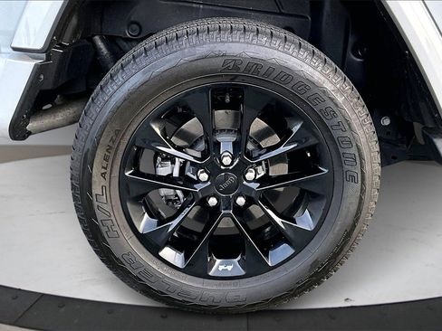 Certified 2021 Jeep Wrangler Unlimited Sahara image 36