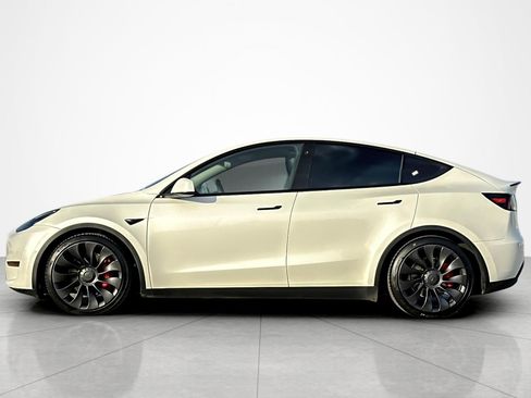 Used 2022 Tesla Model Y Performance image 2