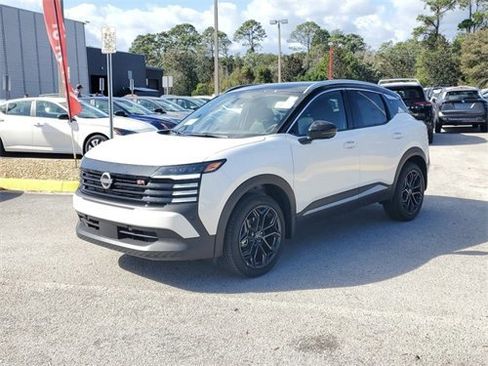 New 2025 Nissan Kicks SR w/ Illumination Package image 6