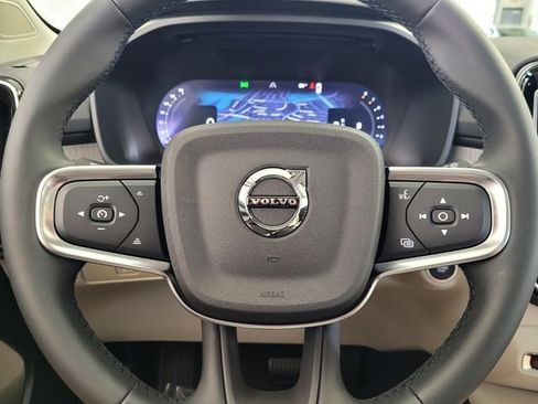 Certified 2026 Volvo XC40 B5 Plus w/ Protection Package Premier image 24