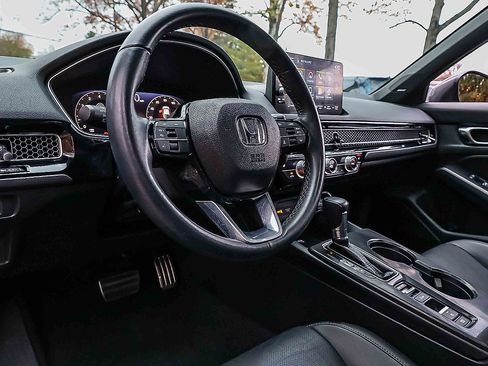 Used 2023 Honda Civic Sport Touring image 7