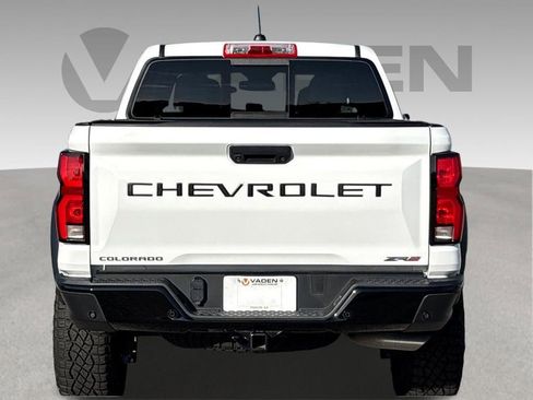 Used 2023 Chevrolet Colorado ZR2 w/ ZR2 Convenience Package III AWD/4WD image 20