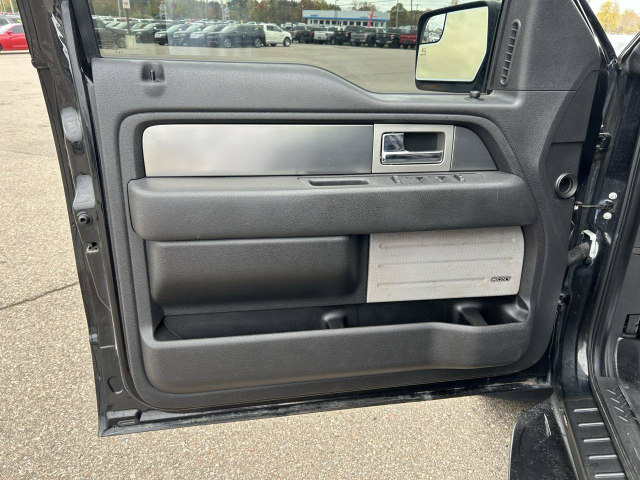 Used 2012 Ford F150 Raptor w/ Raptor Luxury Pkg AWD/4WD image 14