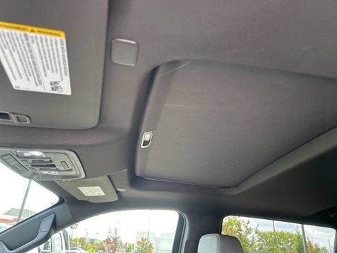New 2026 Chevrolet Silverado 1500 LTZ w/ LTZ Premium Package AWD/4WD image 17