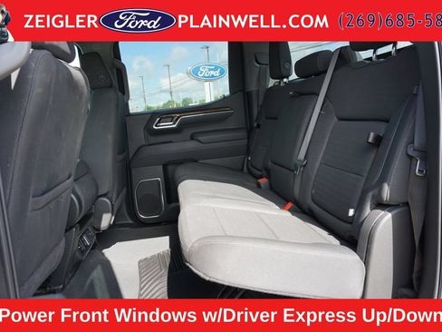 Used 2025 GMC Sierra 1500 Elevation AWD/4WD image 10