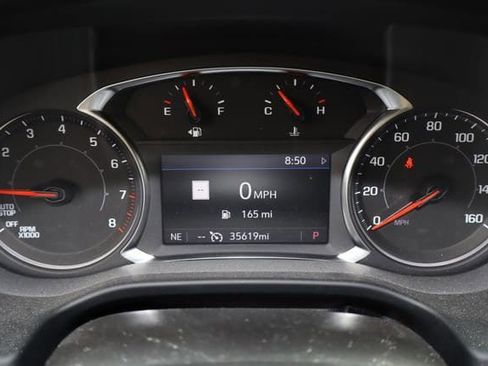 Used 2023 GMC Acadia SLT w/ Elevation Edition FWD image 10