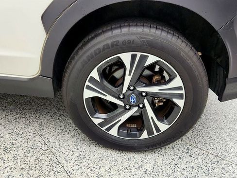 Used 2024 Subaru Crosstrek 2.0i Premium AWD/4WD image 9