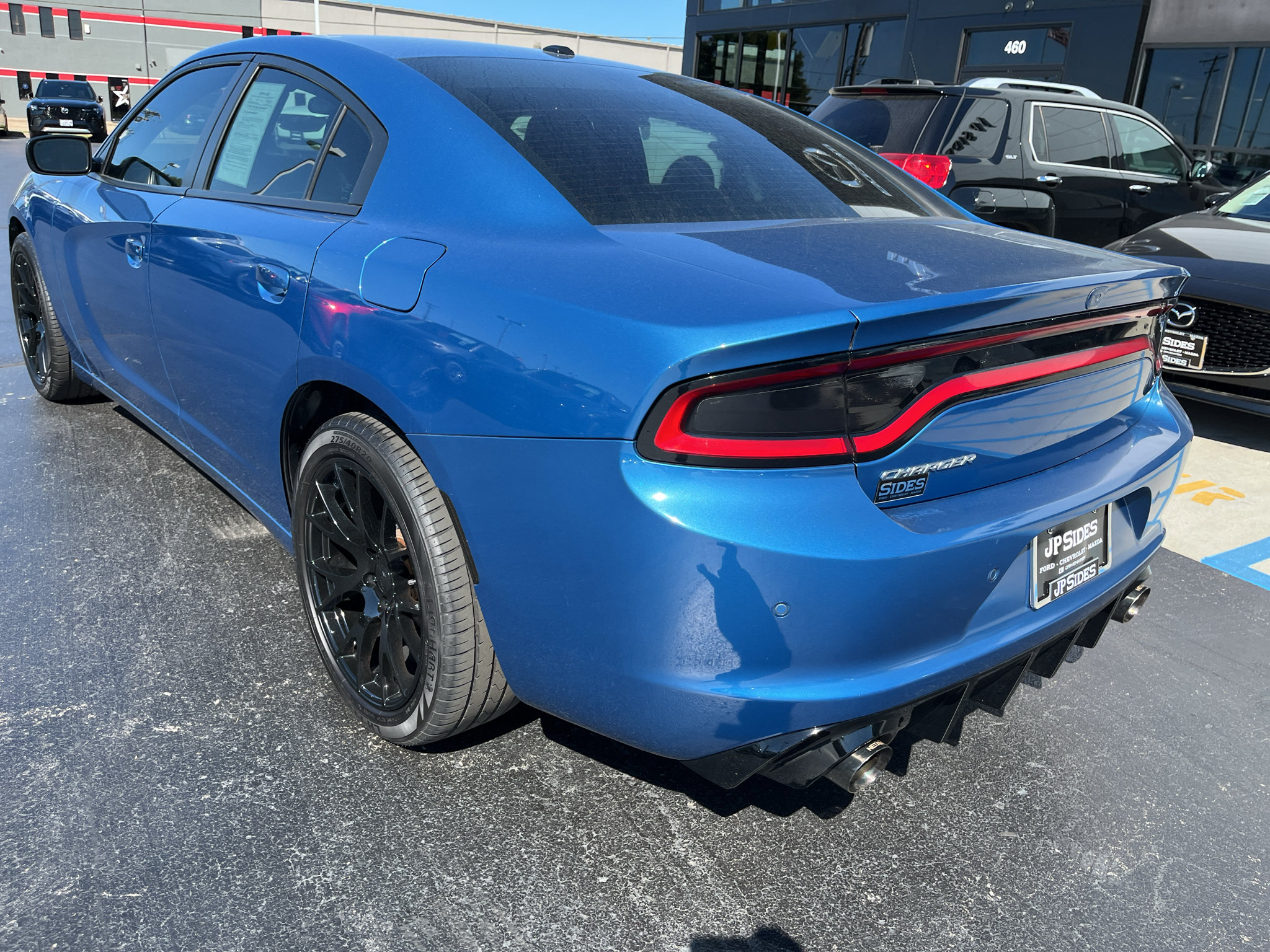 Used 2022 Dodge Charger SXT w/ Leather Interior Group RWD image 10