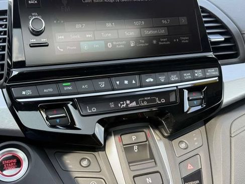 Used 2025 Honda Odyssey EX-L image 29