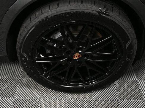 Certified 2026 Porsche Cayenne Coupe AWD/4WD image 39