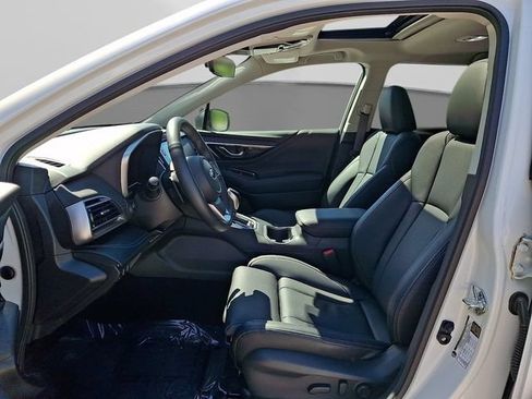 Used 2025 Subaru Outback Limited AWD/4WD image 15