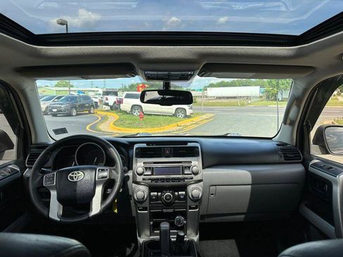 Used 2010 Toyota 4Runner SR5 AWD/4WD image 14