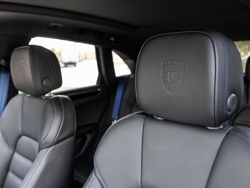 Used 2026 Porsche Macan S image 23