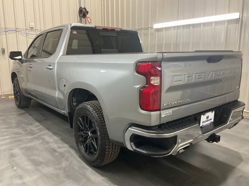 Used 2024 Chevrolet Silverado 1500 LT w/ Z71 Off-Road Package AWD/4WD image 24