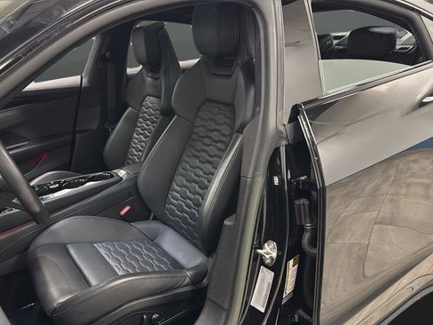 Used 2023 Audi e-tron GT Premium Plus w/ Performance Package AWD/4WD image 9