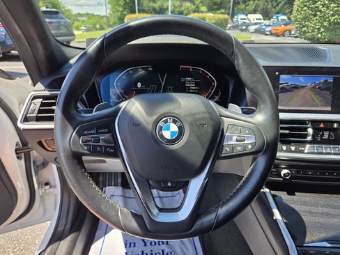 Used 2021 BMW 330i xDrive Sedan w/ Premium Package AWD/4WD image 18