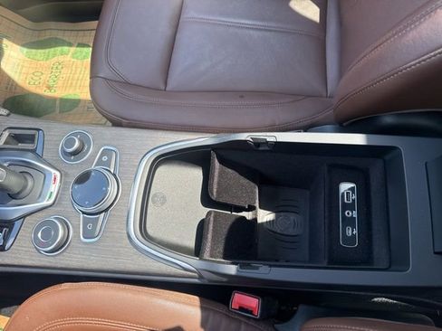 Used 2022 Alfa Romeo Stelvio Ti AWD/4WD image 27