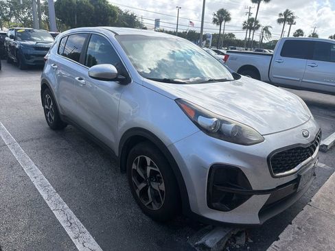 Used 2020 Kia Sportage LX FWD image 12