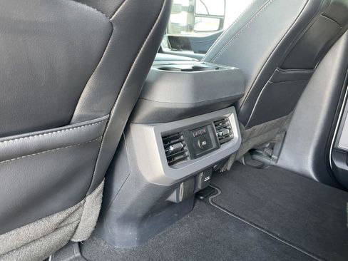 Used 2023 Ford F250 Lariat w/ Black Appearance Package AWD/4WD image 26