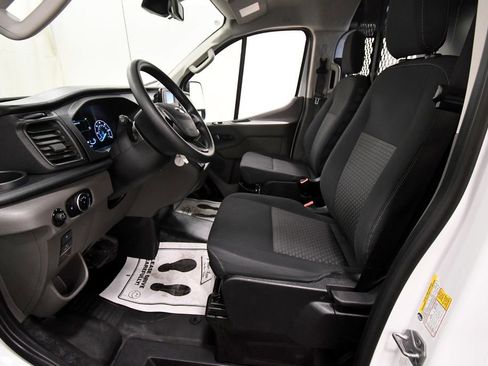 Used 2024 Ford Transit 250 Low Roof AWD w/ Exterior Upgrade Package image 10