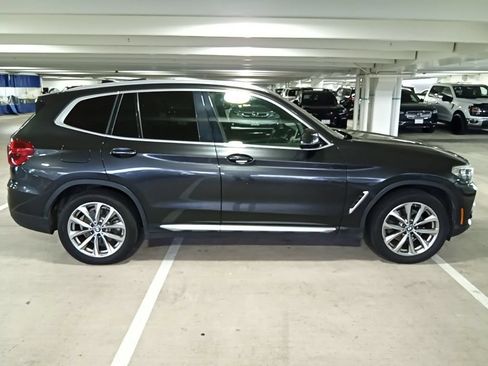 Used 2019 BMW X3 xDrive30i w/ Driving Assistance Package AWD/4WD image 4