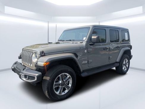 Used 2022 Jeep Wrangler Unlimited Sahara w/ LED Lighting Group AWD/4WD image 7