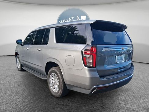 Used 2024 Chevrolet Suburban LS RWD image 6