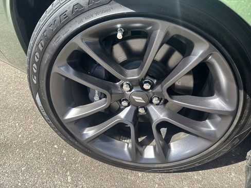 Used 2022 Dodge Challenger R/T Scat Pack RWD image 38