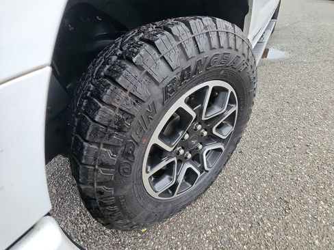 Used 2021 Ford F150 Lariat image 18