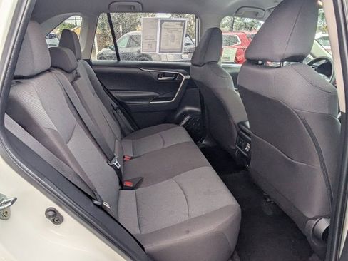 Used 2025 Toyota RAV4 XLE image 7