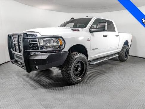 Used 2024 RAM 2500 Big Horn w/ Off Road Package AWD/4WD image 2